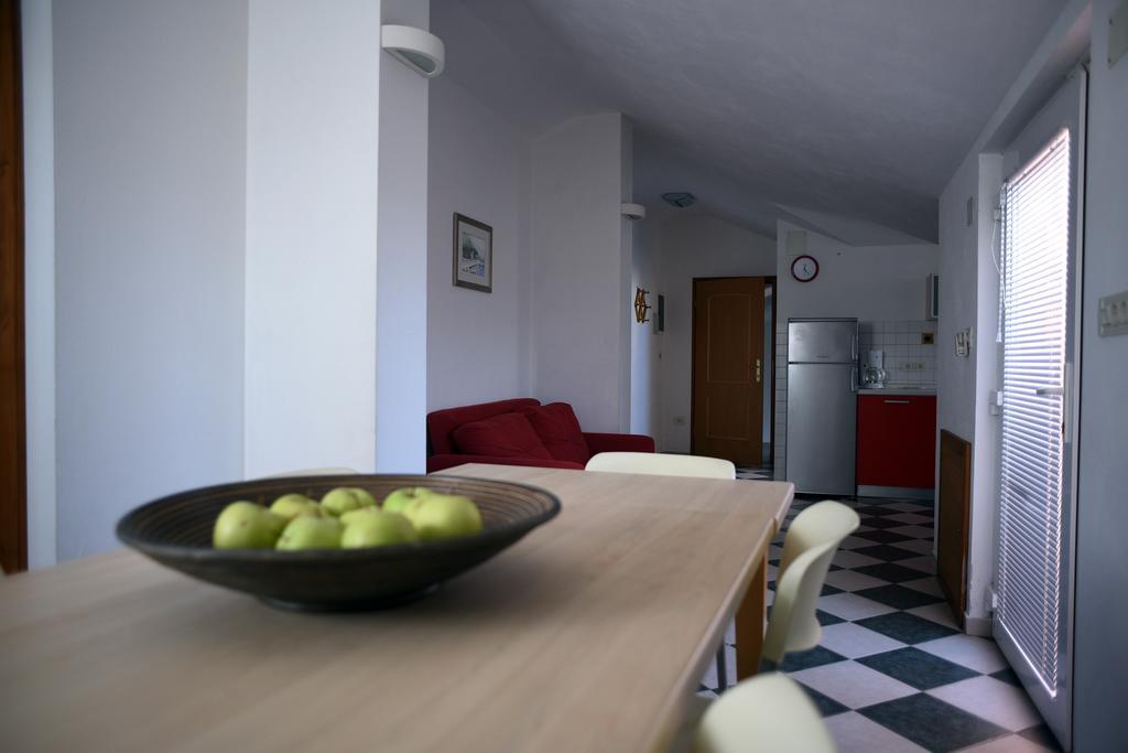 Apartments Ida קרס מראה חיצוני תמונה