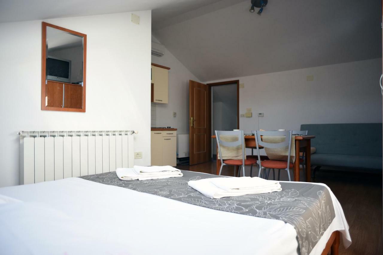 Apartments Ida קרס מראה חיצוני תמונה